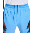 Load image into Gallery viewer, Men's On 5" Performance Shorts