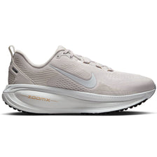 Women's Nike Vomero 18